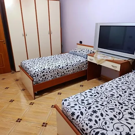 Hasimaj Aparthotel Vlorë
